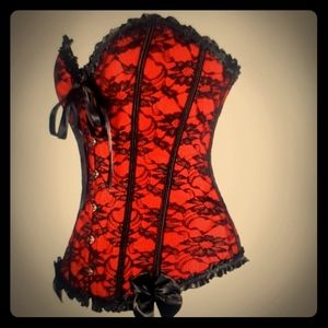 Red and black lace-up Victorian corset